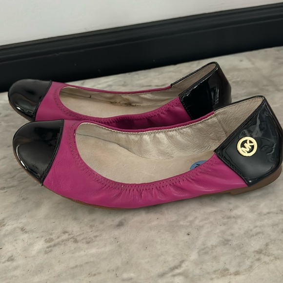 Michael Kors Ballet Flats - Picture 1 of 3
